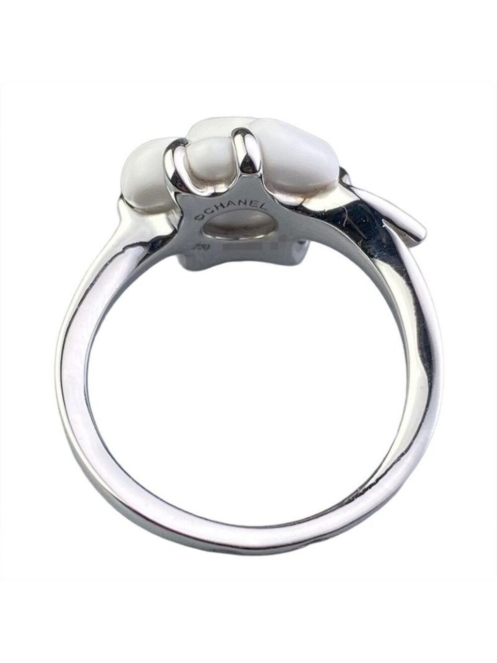 Chanel Camellia Camelia Ring - Picture 5 of 9